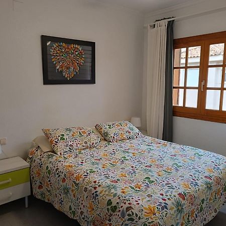 Residencia Alhambra Los Cisnes Torrevieja Exteriör bild