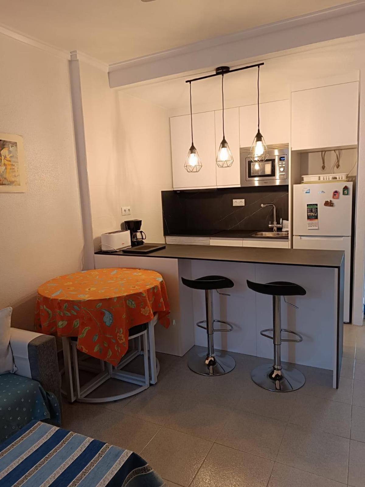 Residencia Alhambra Los Cisnes Torrevieja Exteriör bild