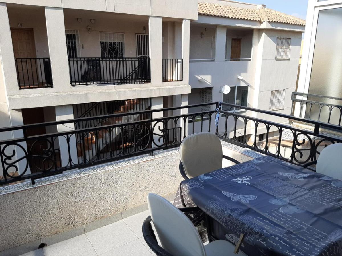 Residencia Alhambra Los Cisnes Torrevieja Exteriör bild